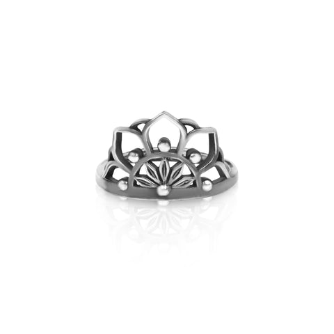 Oxidised Silver Queen’s Crown Ring